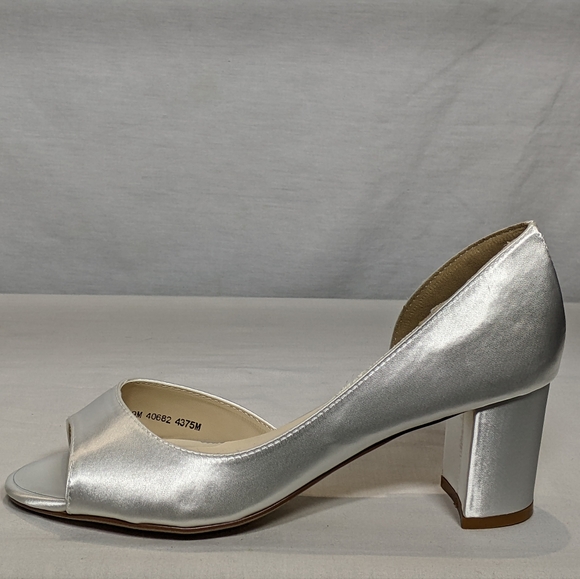 NEW Benjamin Walk Dyeabales Joy Dress shoe Sz 9 white wedding style - Picture 2 of 4